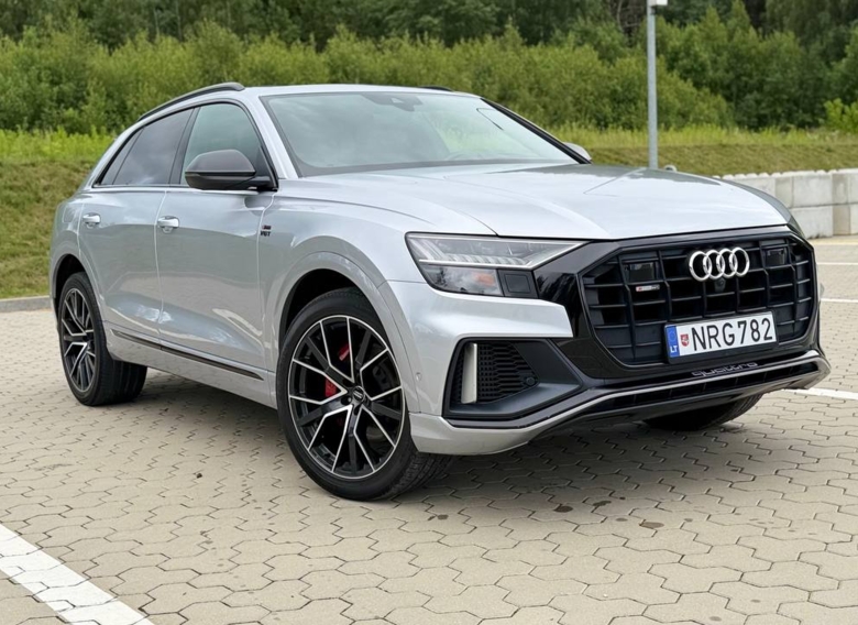Audi Q8