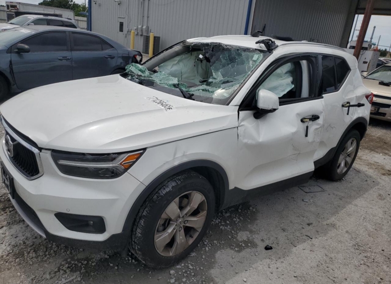 Volvo XC40, 2.0 l