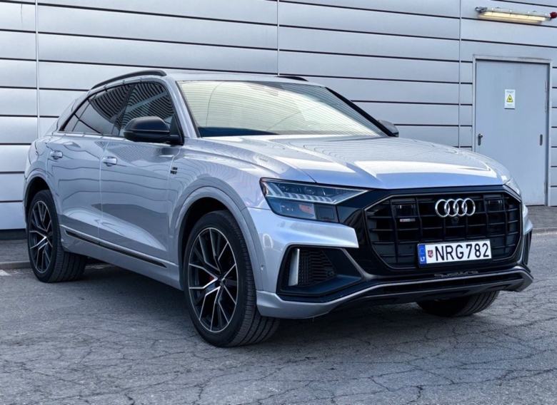 Audi Q8