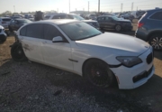 BMW 750, 4.4 l