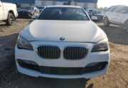 BMW 750, 4.4 l